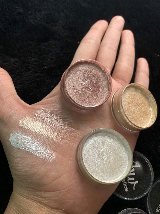 Beauty World Highlighter Pots