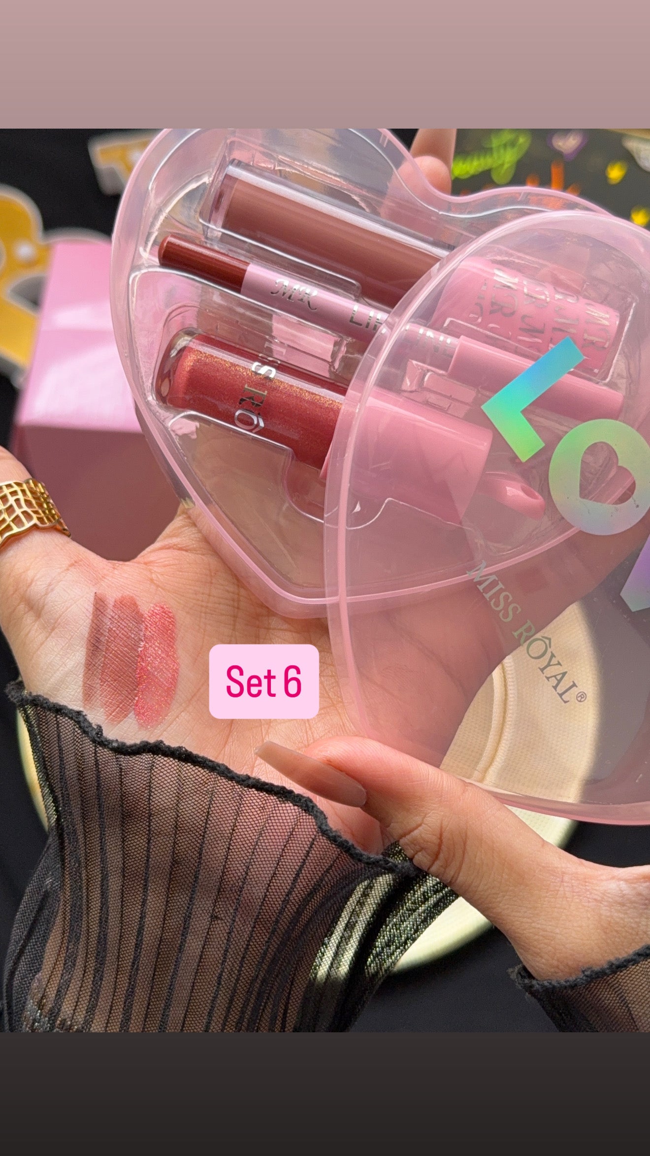 πβ¨Miss royal LOVE AT FIRST GLOSS! β¨π