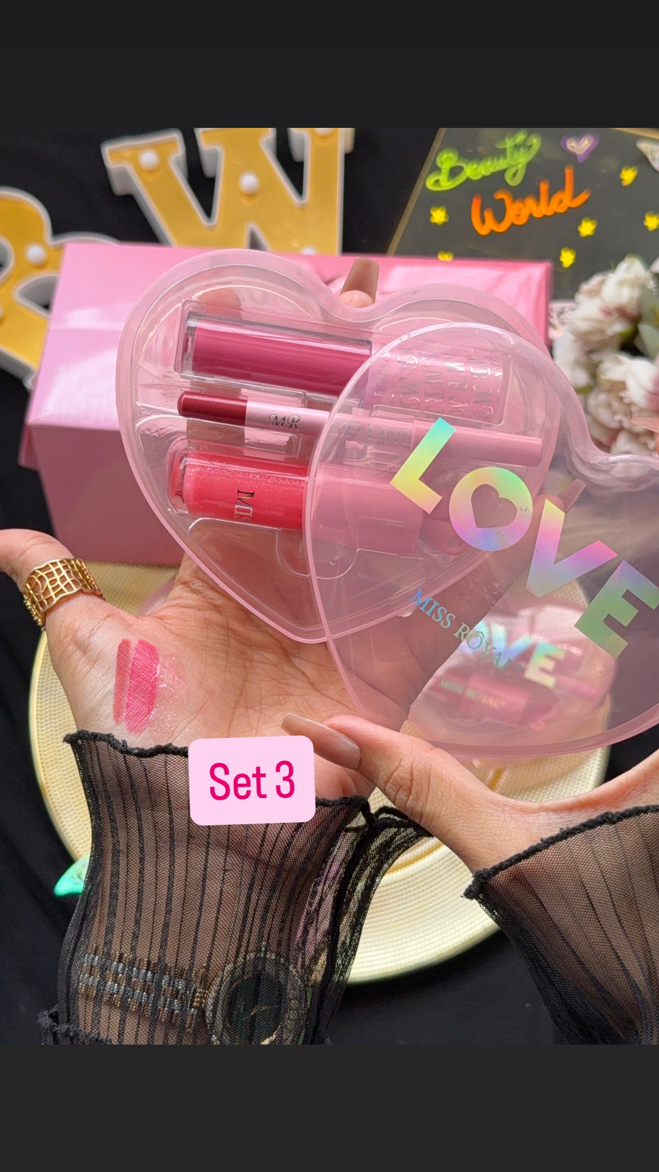 💗✨Miss royal LOVE AT FIRST GLOSS! ✨💗