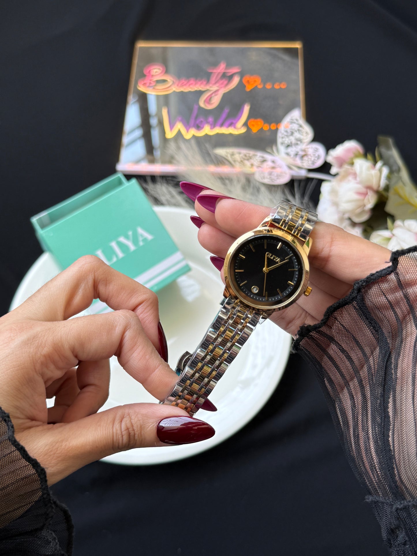 Oliya women’s watch