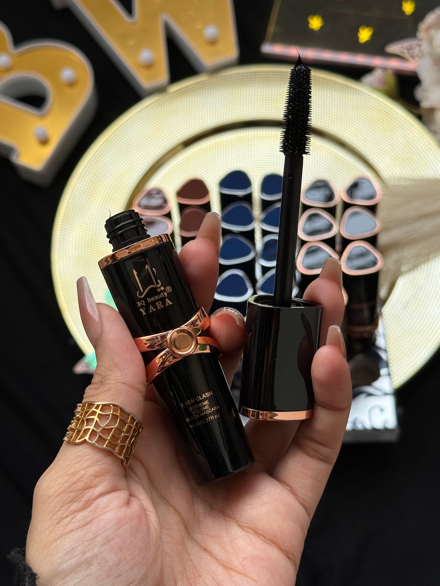 Yaraa colored mascara 🖤💙🤎