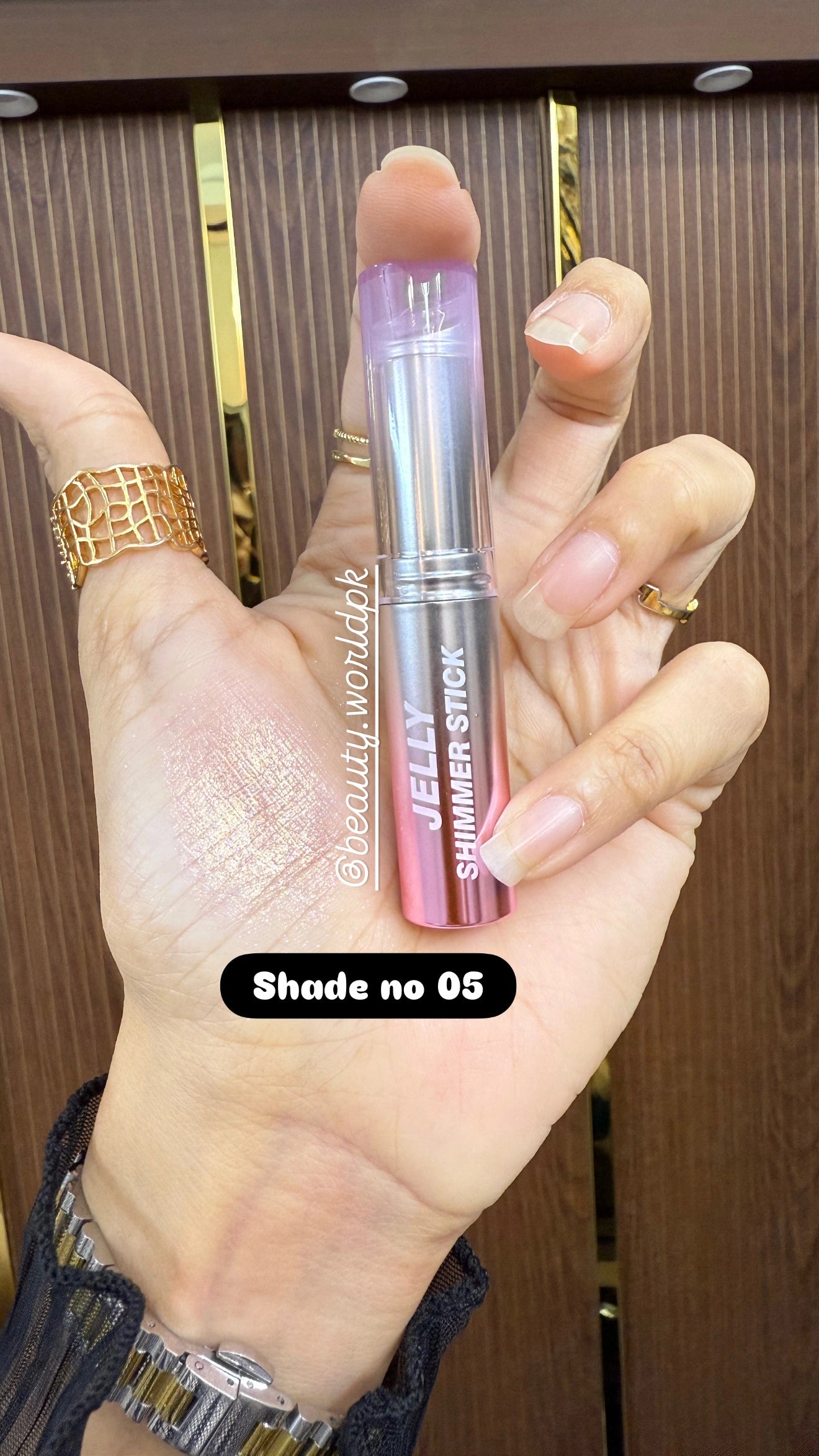 Ushas Jelly Shimmer Sticks – One Swipe Instant Glam ✨